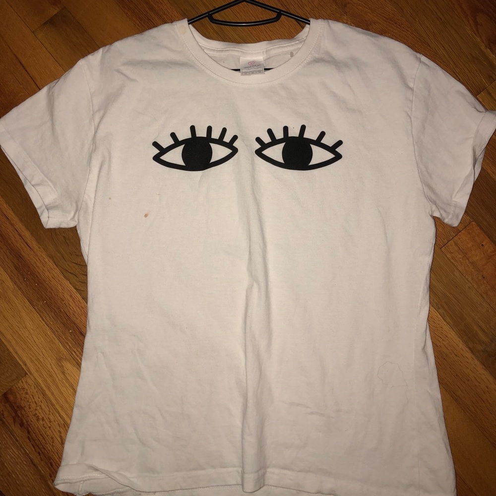 Tee